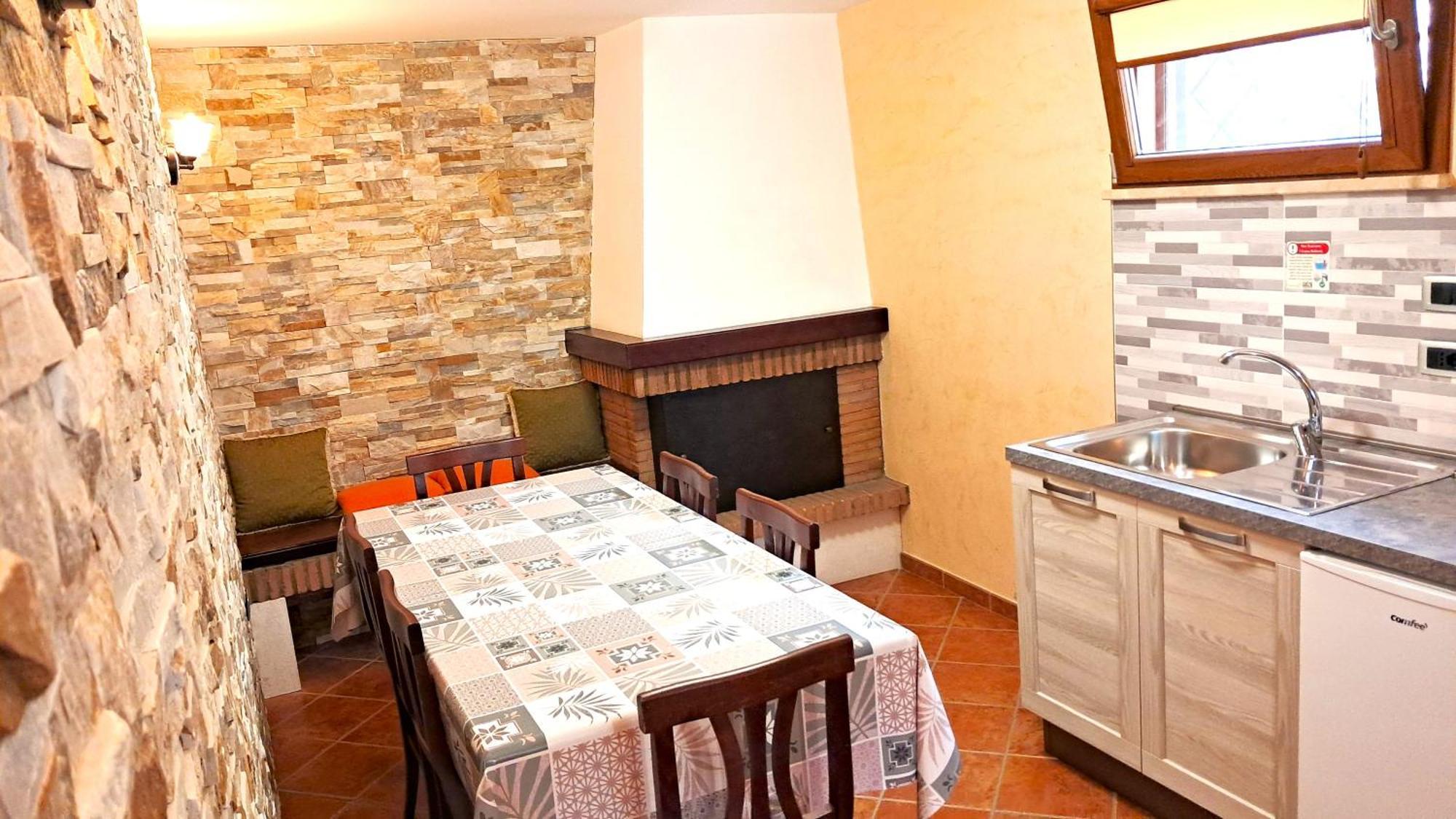Alloggio Gladiolo Monticchio  Luaran gambar